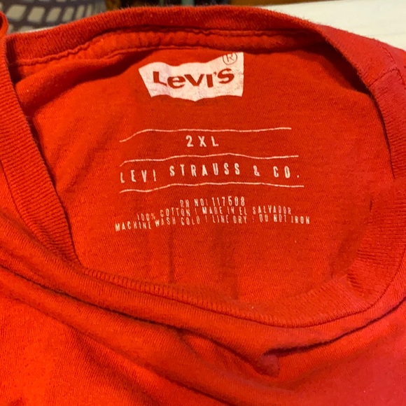 Levi’s Red Long Sleeve with Tiger Graphic on Back - Picture 5 of 5